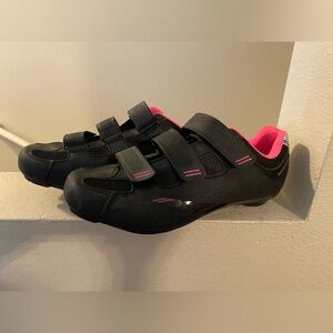Tommaso Women’s W Pista Cycling Shoes. Black/Pink New in Box. Size 10.5.